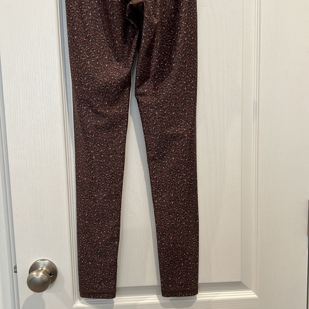 Offline Animal Print Leggings, Size XS - Picture 7 of 10